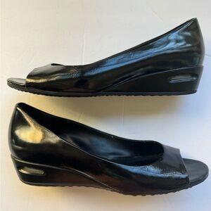 Cole Haan Nike Black Wedge Patent Leather Shoes size 8